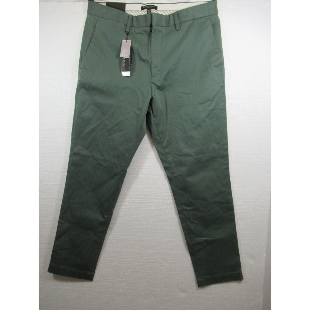 NEW Banana Republic Rapid Movement Chino Pants Men 34x30 Green Mason Tapered - Picture 4 of 7